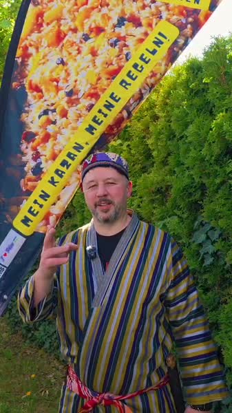 Evgeniy in usbekischer Tracht